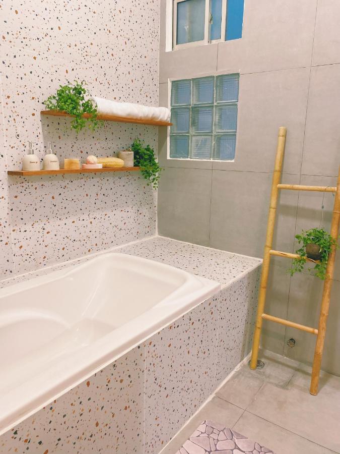 Wabi Sabi Homestay ホーチミン市 エクステリア 写真